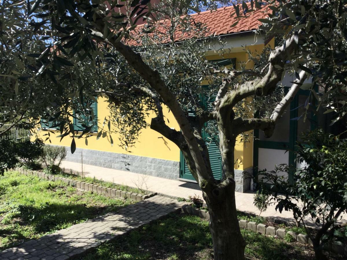 La Casetta Della Nonna Сестри-Леванте Экстерьер фото